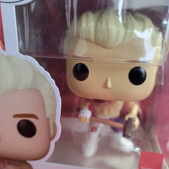 Cody Rhodes funko # 152 (nib) With pop protector - Picture 3 of 7